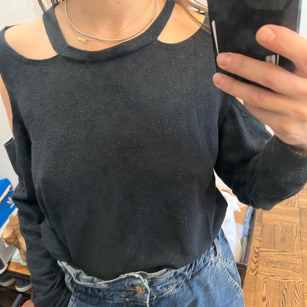 LNA Cutout Long Sleeve
